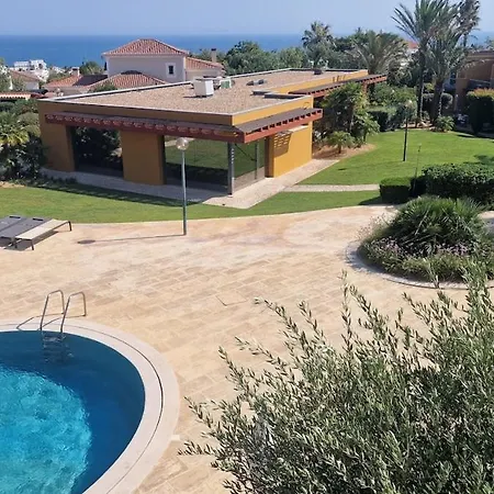 Bela Vista Townhouse With Pool 펜션 Senhora da Luz