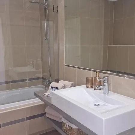 Bela Vista Townhouse With Pool 펜션